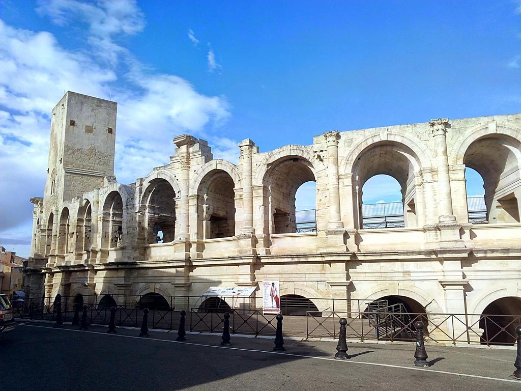 Le Nid Des Arenes Apartman Arles Szoba fotó